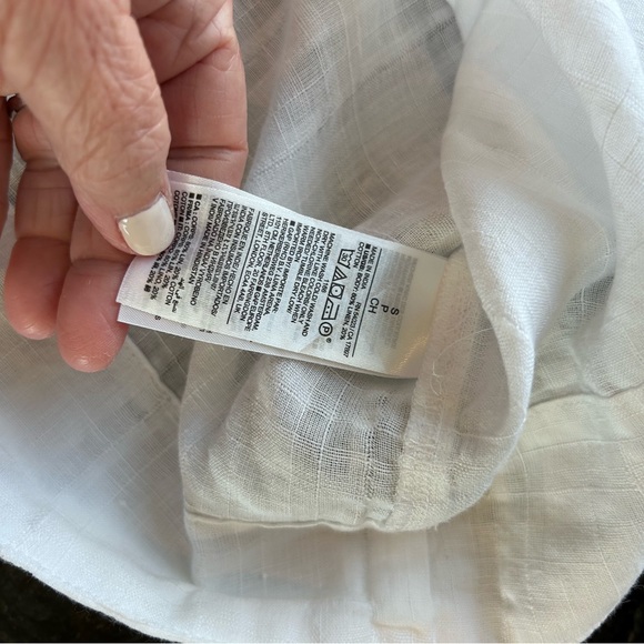 Banana Republic Laurel Linen Cotton Boxy Deep V Neck Top. Pure white. Coastal. S - Picture 10 of 13